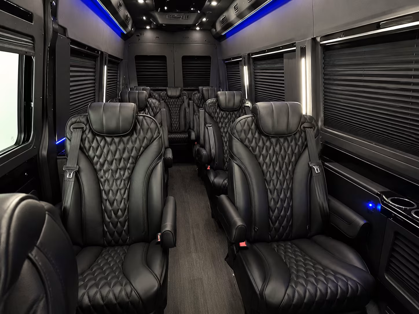 easily book transportation for your next prom 4