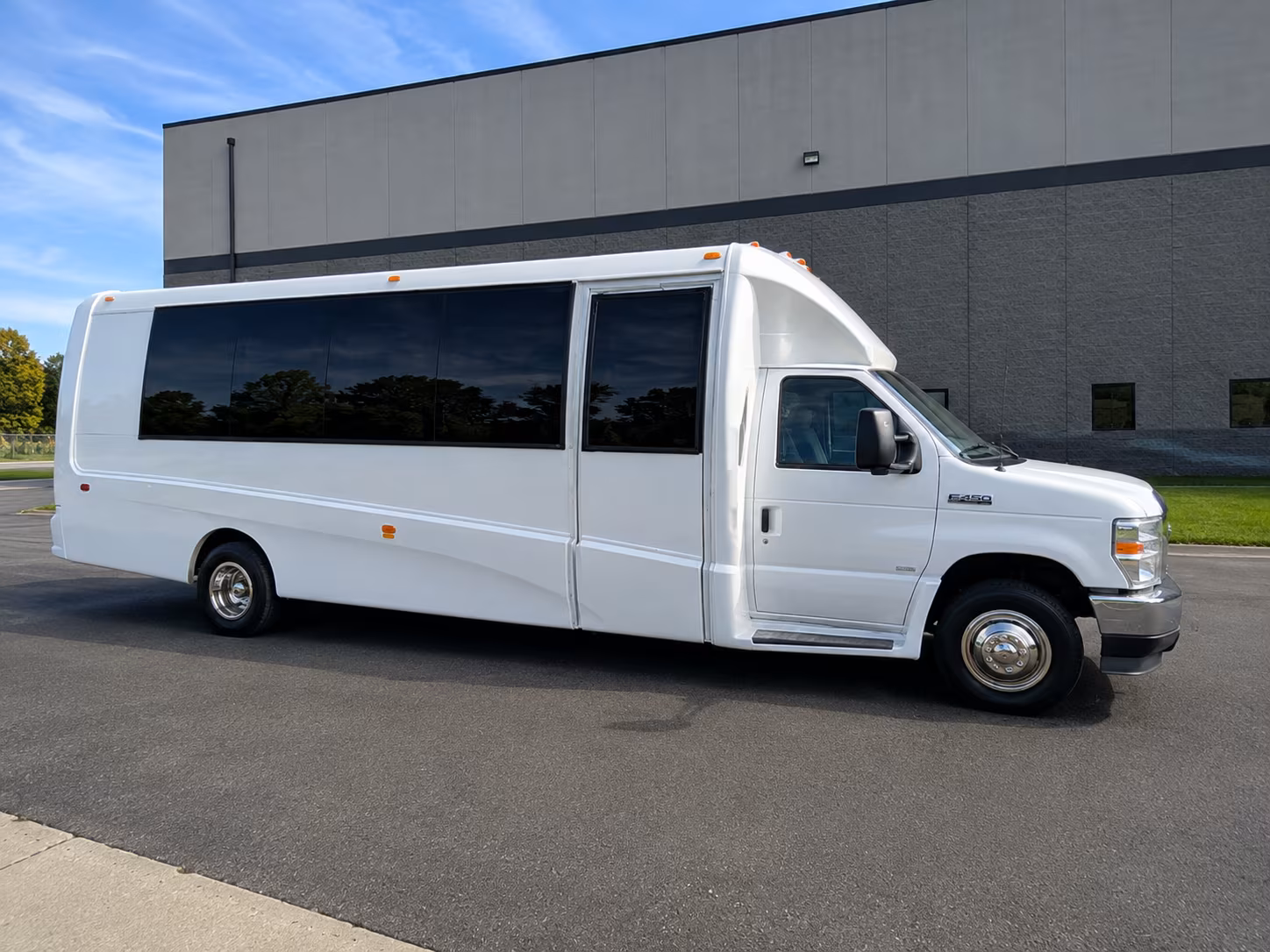 minibus rentals for smaller prom groups heading out in bloomington
